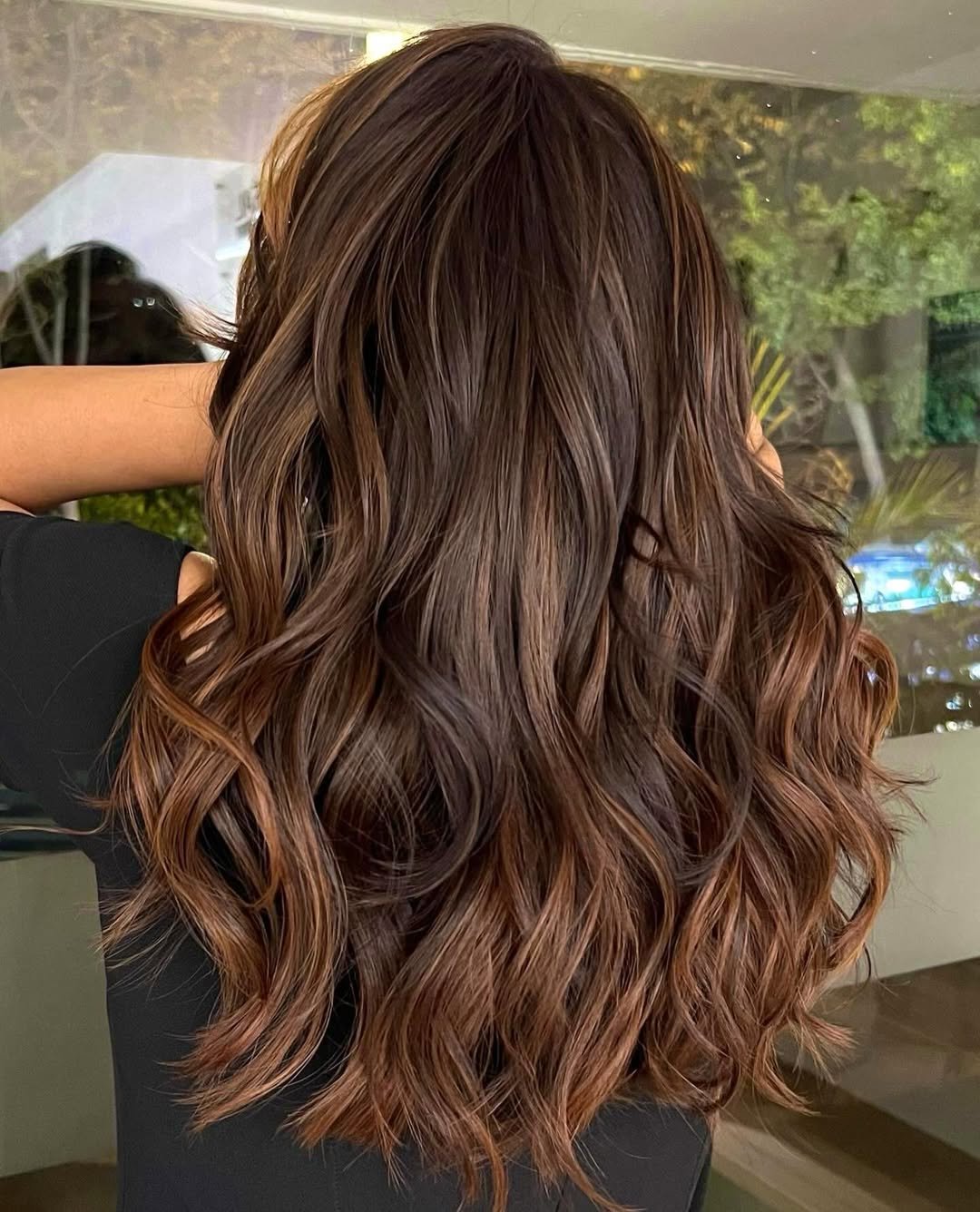 Global hair colour application